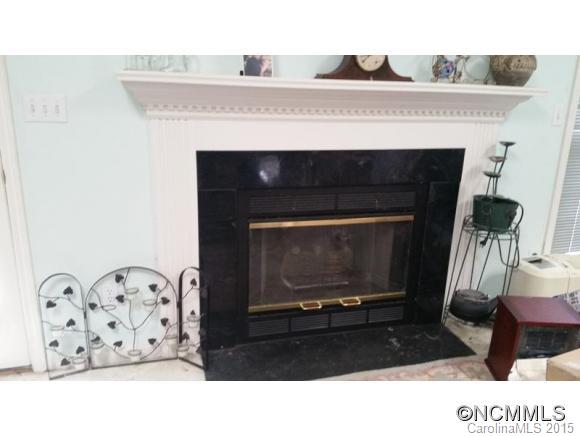1042 Thorncrest Drive Fletcher NC 28732