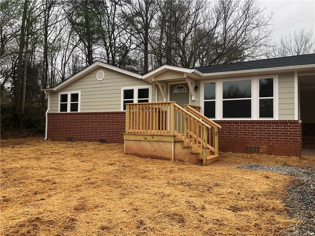 2022 Bristol Creek Avenue Morganton NC 28655