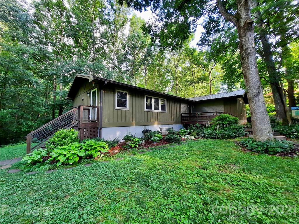 31 Woodhaven Drive Arden NC 28704