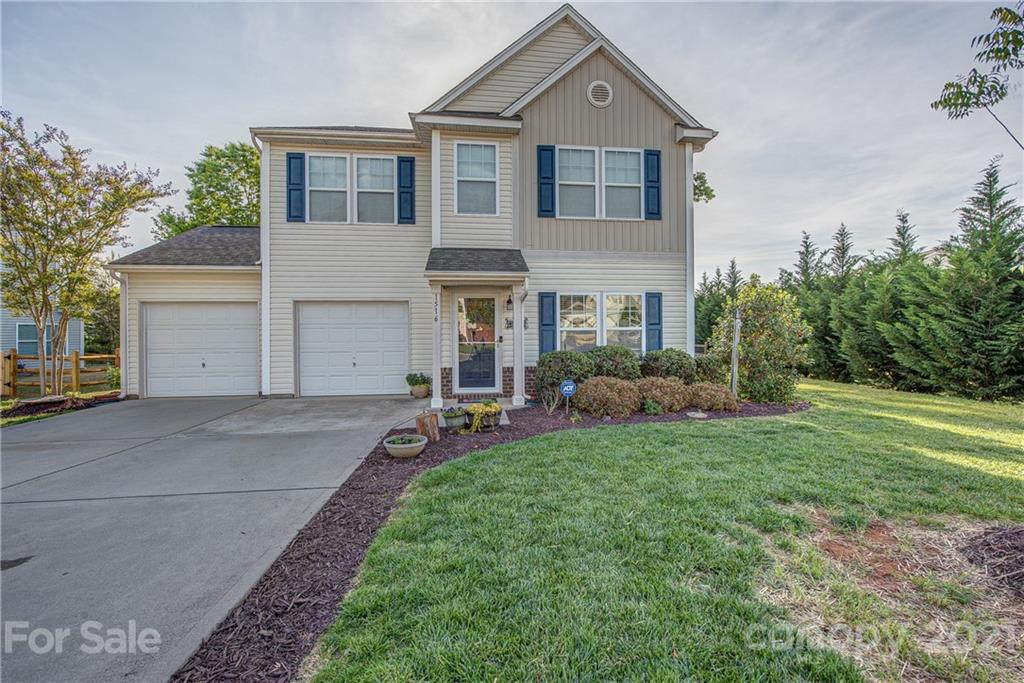 1516 Kellys Landing Drive Mount Holly NC 28120
