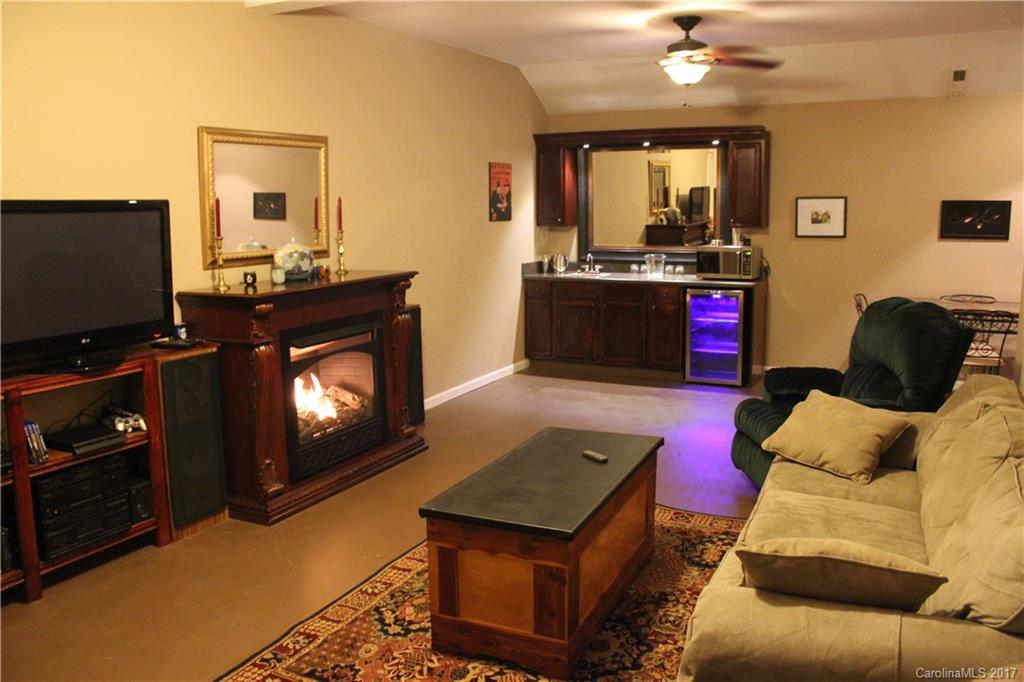 11 Hunter Kilby Road Swannanoa NC 28778