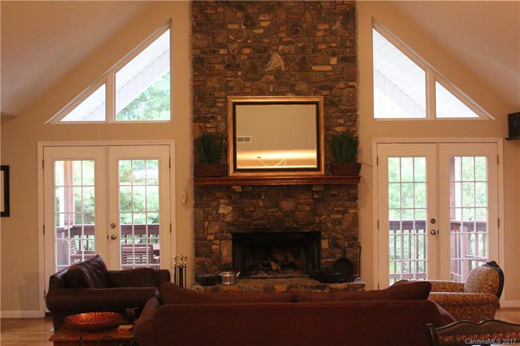 11 Hunter Kilby Road Swannanoa NC 28778
