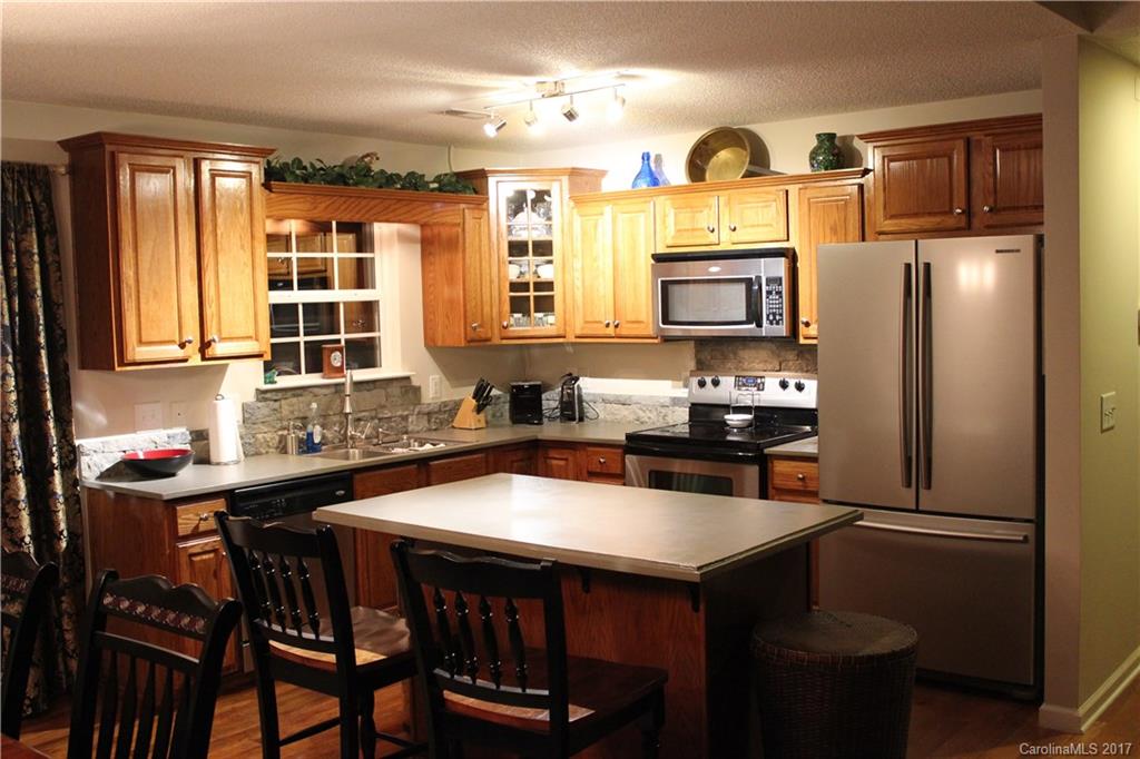 11 Hunter Kilby Road Swannanoa NC 28778