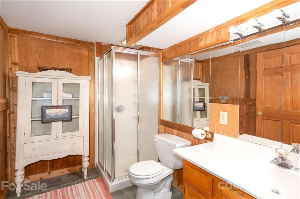 35 Mckinney Road Asheville NC 28805