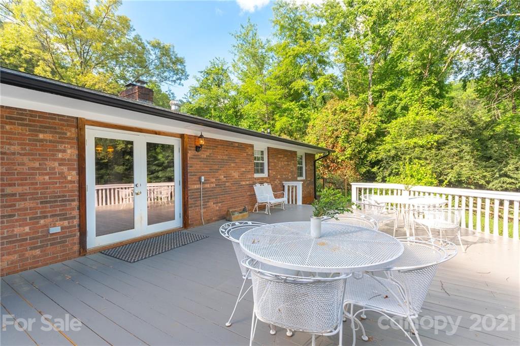 35 Mckinney Road Asheville NC 28805