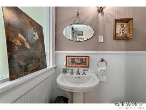 96 Edwin Place Asheville NC 28801