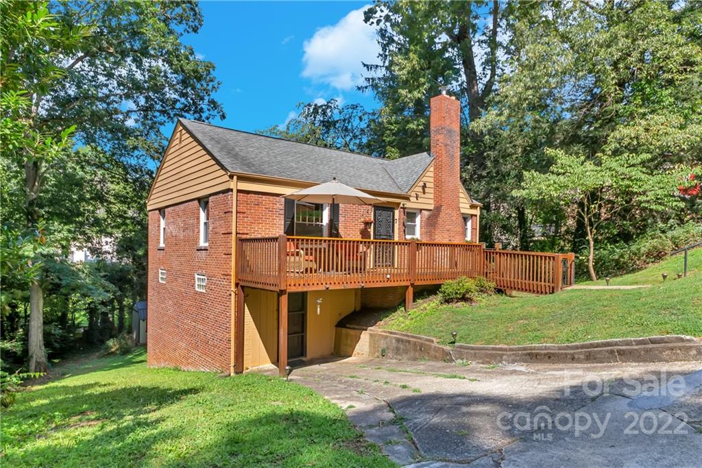 7 Canterbury Road Asheville NC 28805