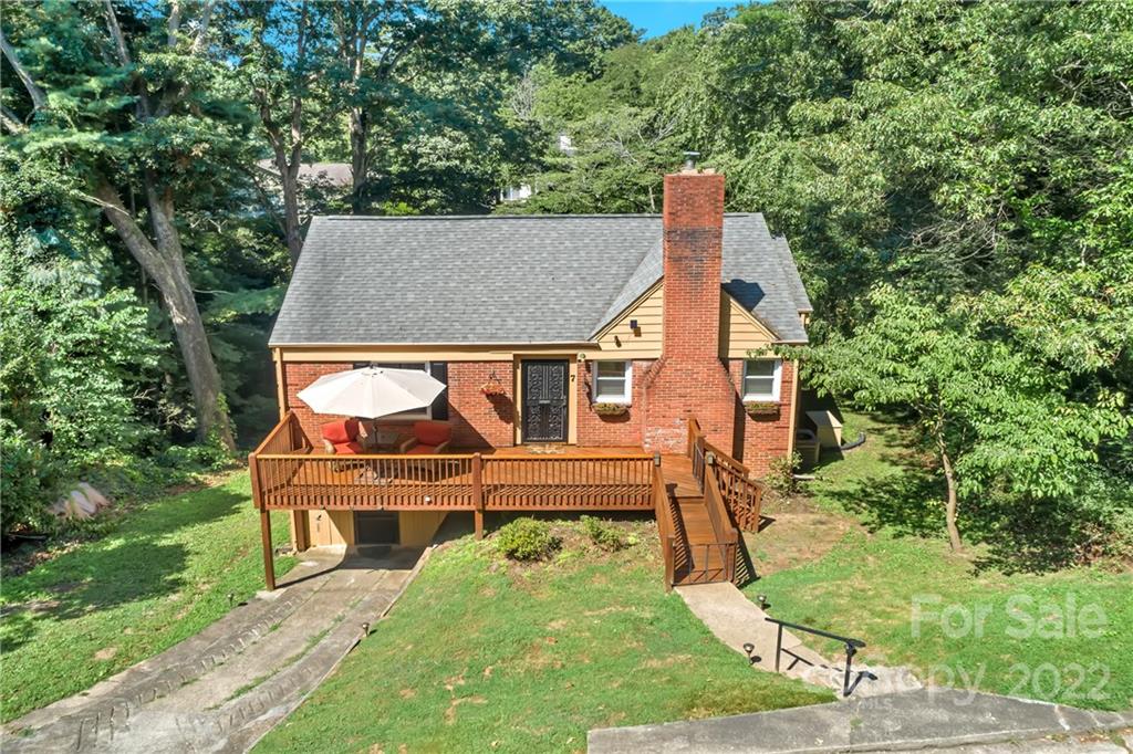 7 Canterbury Road Asheville NC 28805