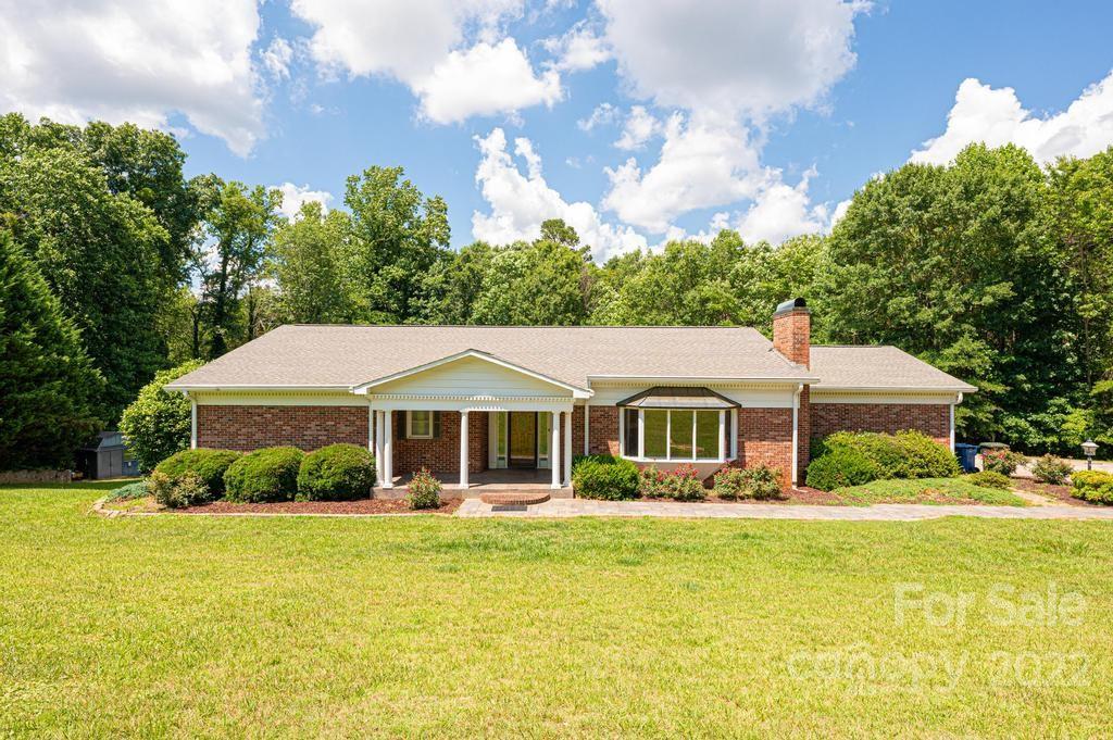 174 20th Avenue NW Hickory NC 28601