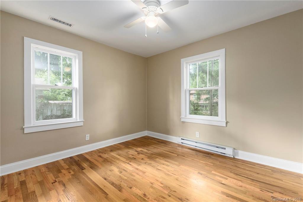 146 Brucemont Circle Asheville NC 28806