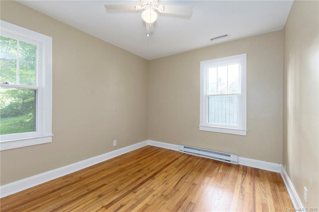 146 Brucemont Circle Asheville NC 28806