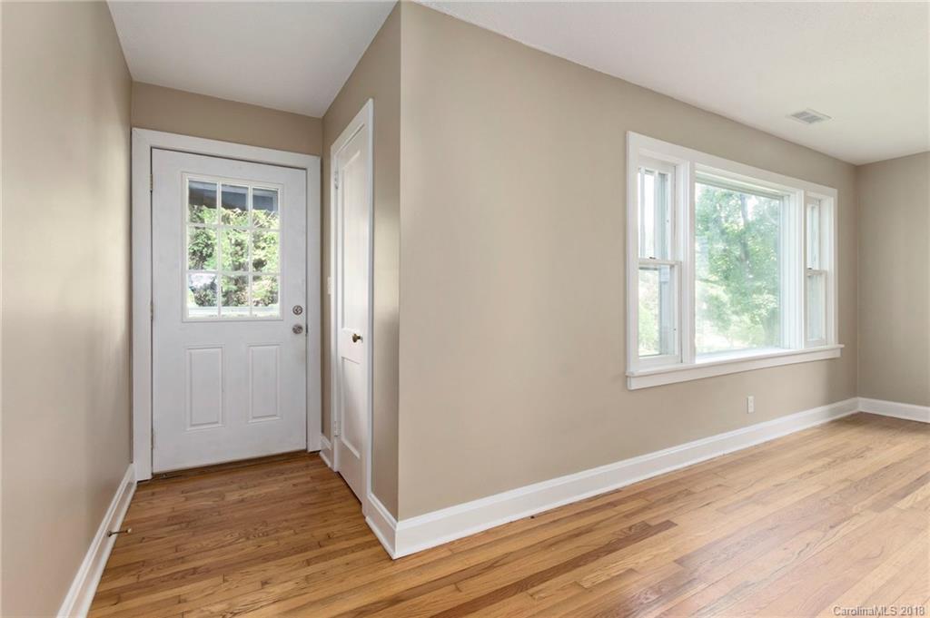 146 Brucemont Circle Asheville NC 28806