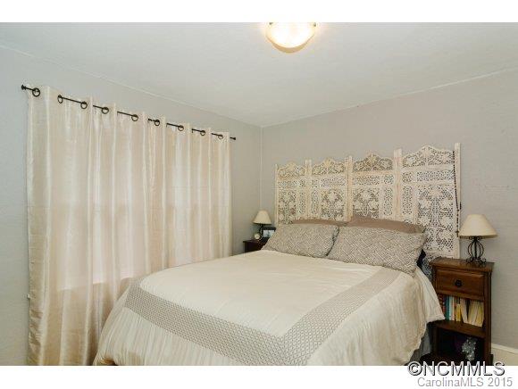 2 Killian Lane Asheville NC 28804
