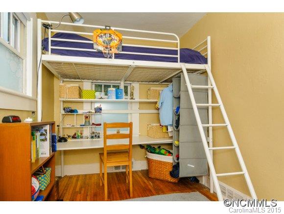 2 Killian Lane Asheville NC 28804