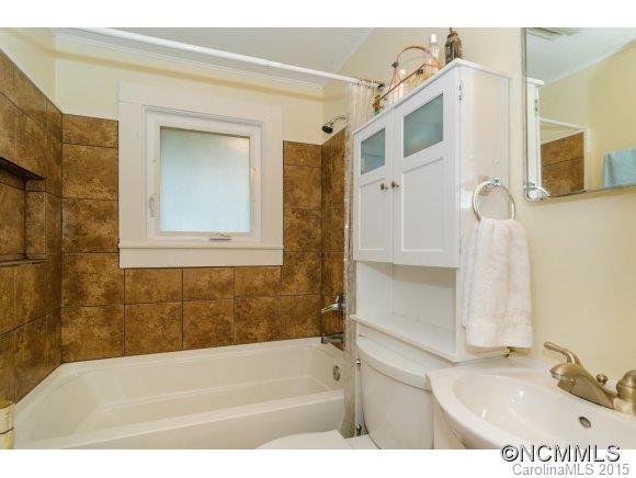 2 Killian Lane Asheville NC 28804