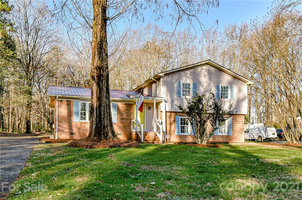 8517 Cedarbrook Drive Charlotte NC 28215