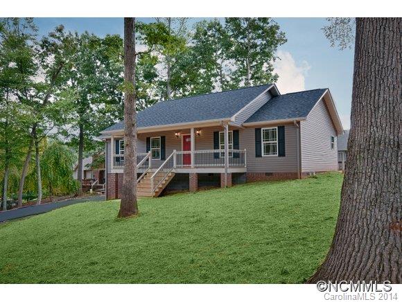 68 Brierfield Drive Candler NC 28715