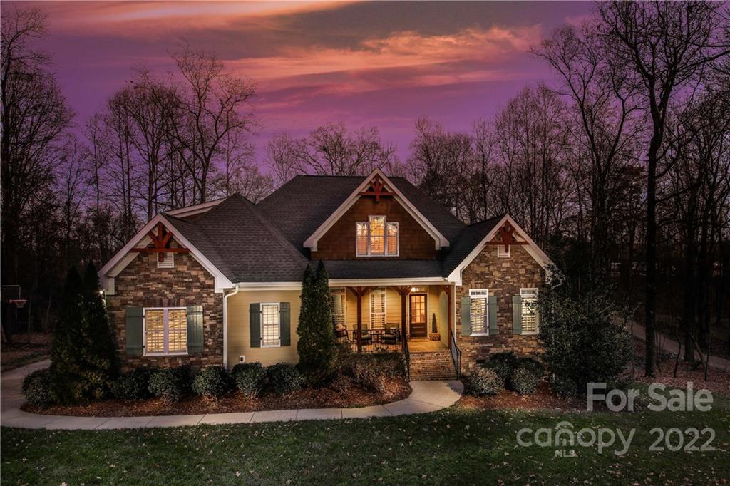 2523 East Providence Drive Charlotte NC 28270