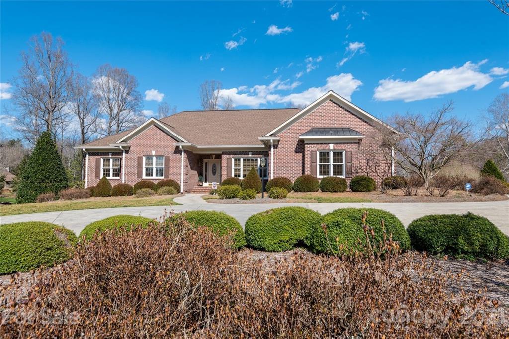 411 Stonecroft Drive SE Lenoir NC 28645