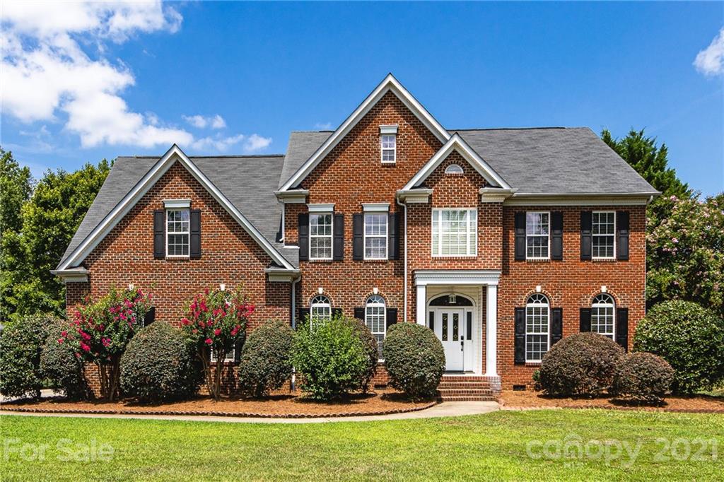 1626 Emerald Lake Drive Matthews NC 28104
