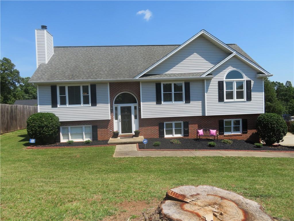 616 33rd Street Place NE Conover NC 28613