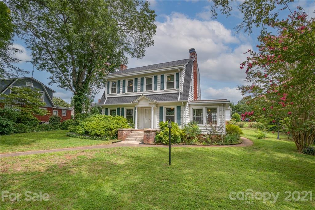 212 N Washington Street Rutherfordton NC 28139