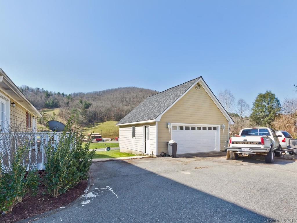 29 Driftwood Lane Mills River NC 28759