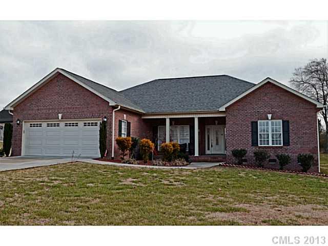 123 Winding Brook Way Statesville NC 28625