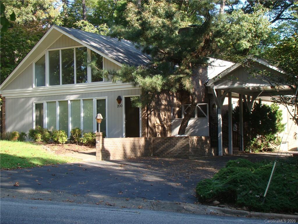200 9th Avenue NW Hickory NC 28601
