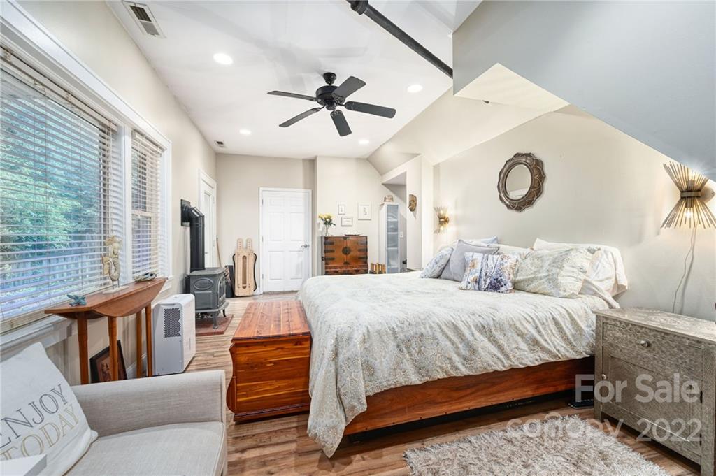 57 Lucerne Avenue Asheville NC 28806
