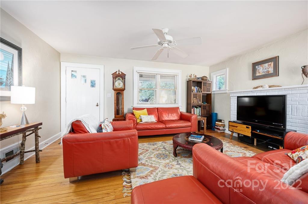 57 Lucerne Avenue Asheville NC 28806