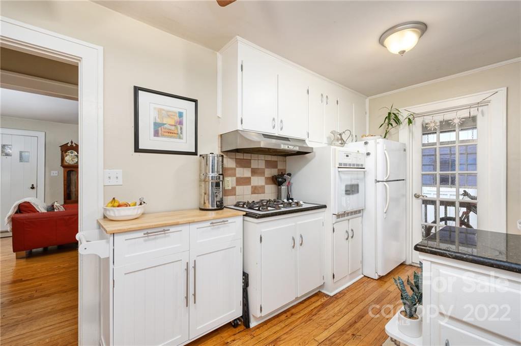 57 Lucerne Avenue Asheville NC 28806