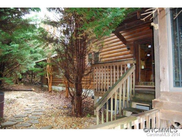 6 Ravenwood Lane Horse Shoe NC 28742