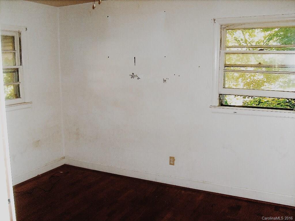 9 Belvedere Road Asheville NC 28803