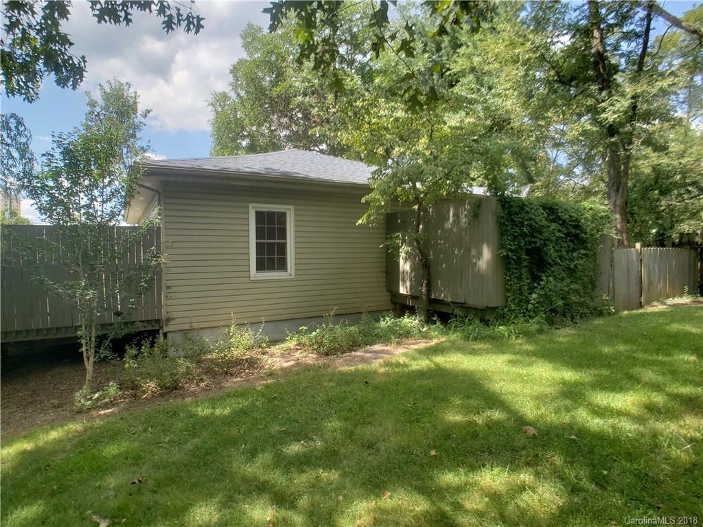16 Baxter Street Asheville NC 28801