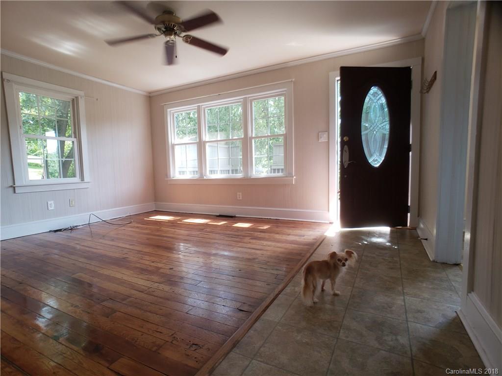 16 Baxter Street Asheville NC 28801