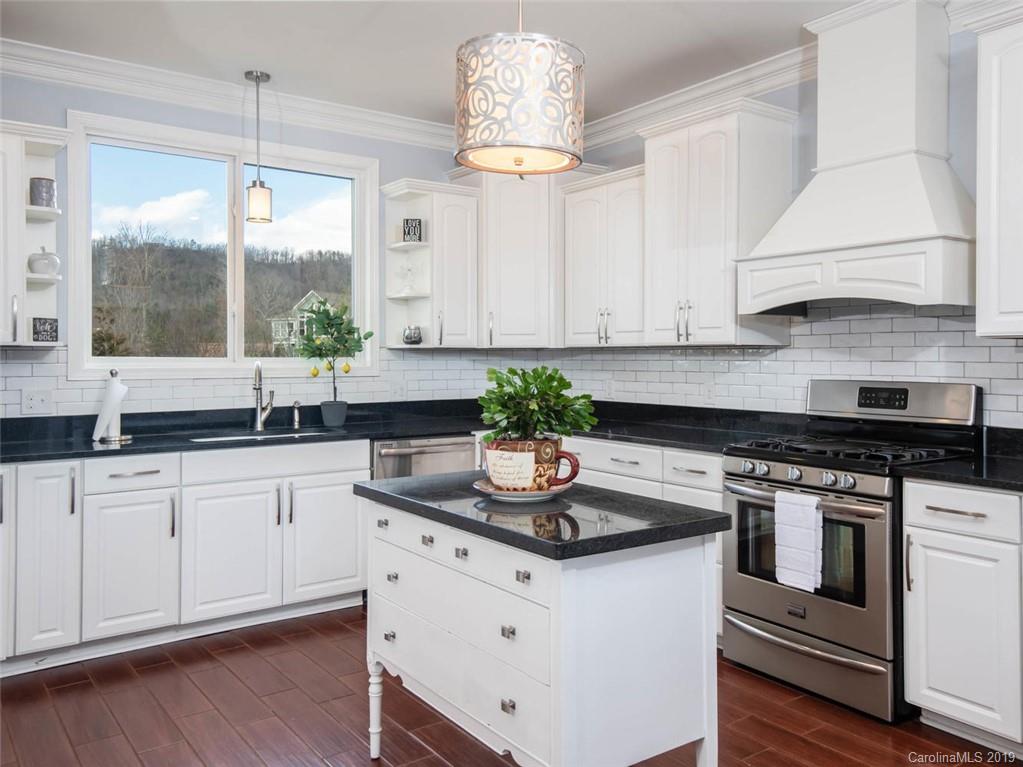 23 Penley Park Drive Weaverville NC 28787
