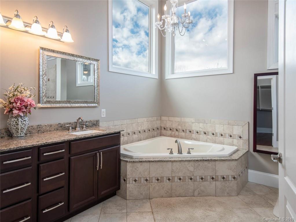 23 Penley Park Drive Weaverville NC 28787
