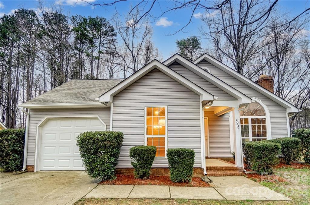 6207 Sunbridge Court Charlotte NC 28269