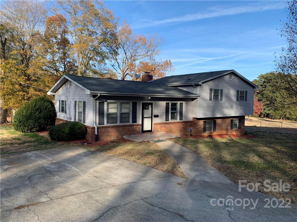 155 Bellvue Street Forest City NC 28043