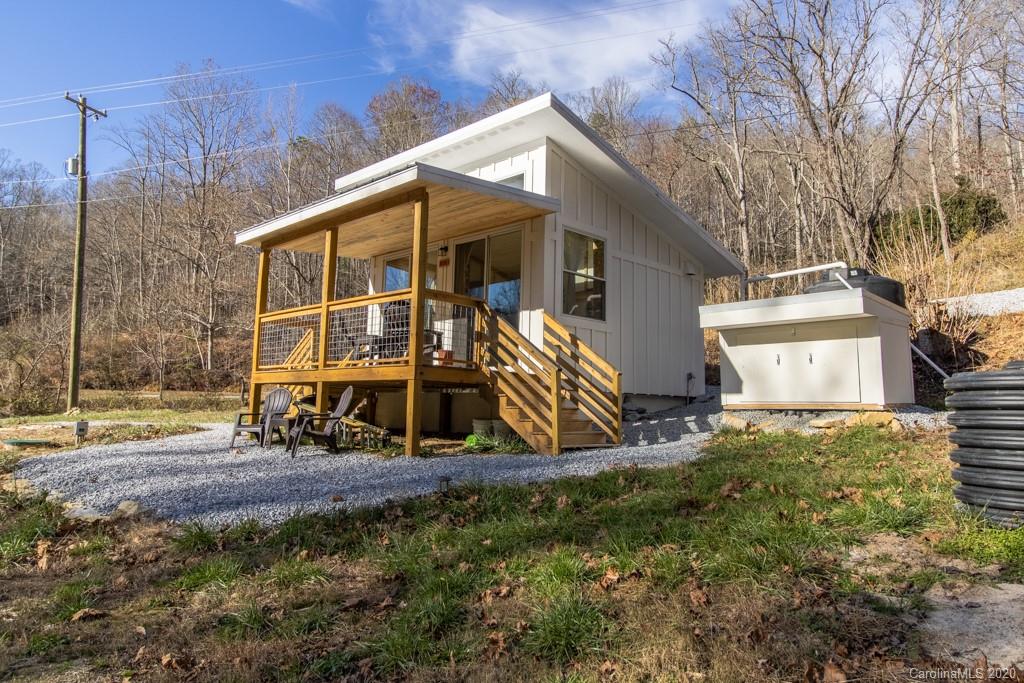 302 Hutch Mountain Road Fletcher NC 28732