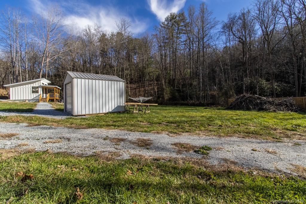 302 Hutch Mountain Road Fletcher NC 28732