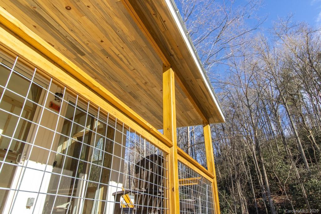 302 Hutch Mountain Road Fletcher NC 28732