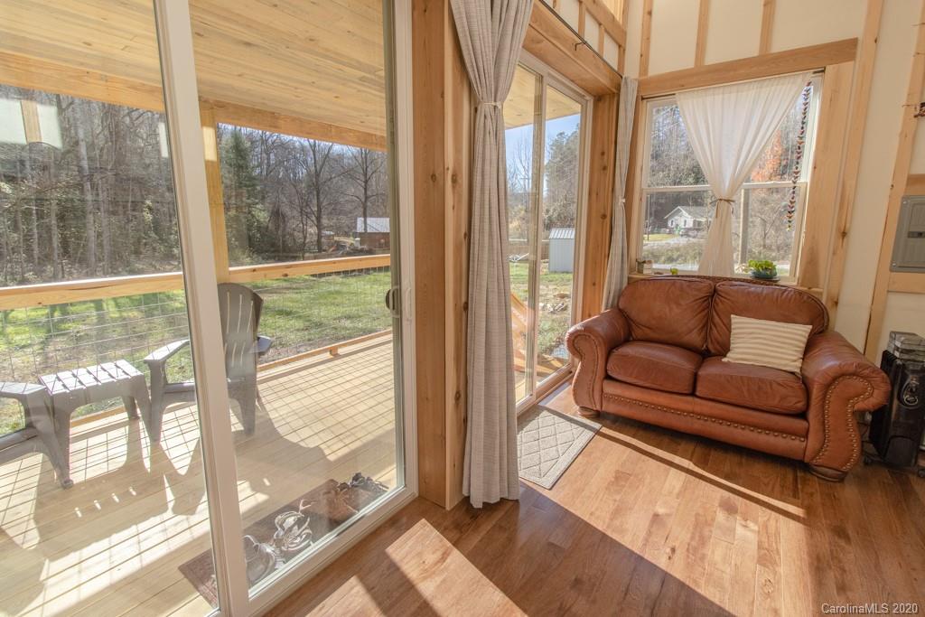 302 Hutch Mountain Road Fletcher NC 28732
