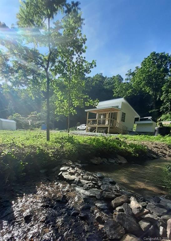 302 Hutch Mountain Road Fletcher NC 28732