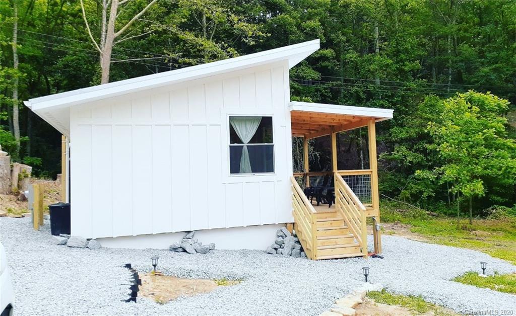 302 Hutch Mountain Road Fletcher NC 28732