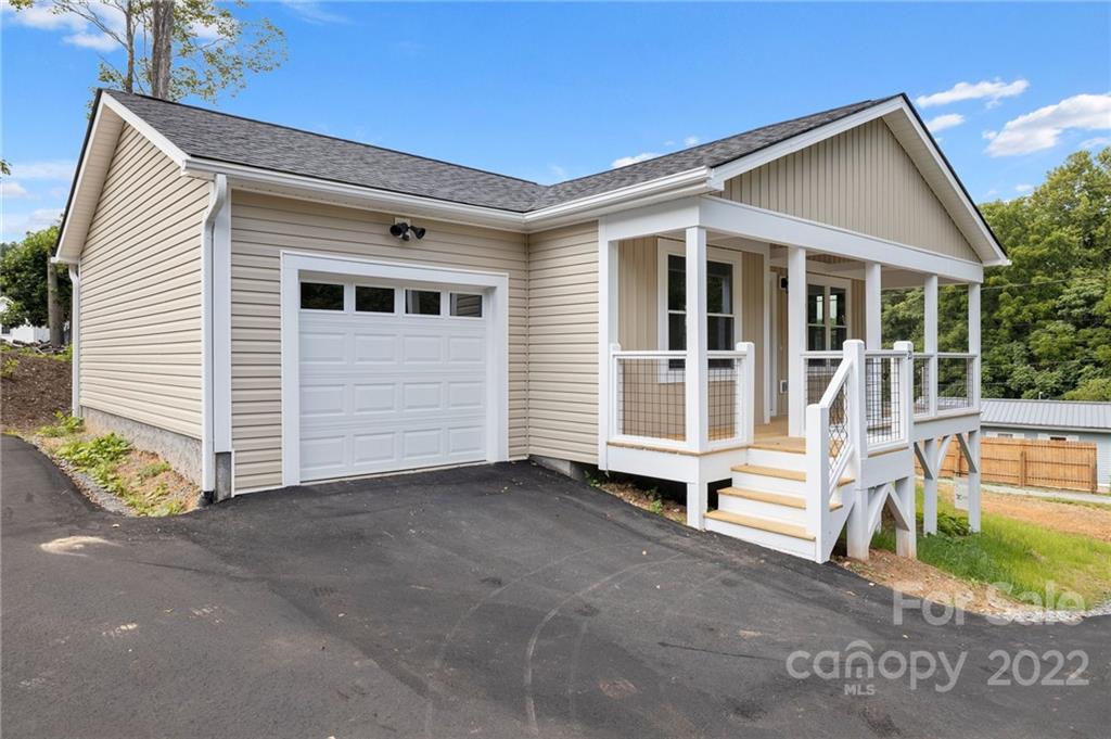 21 Casey Street Waynesville NC 28786