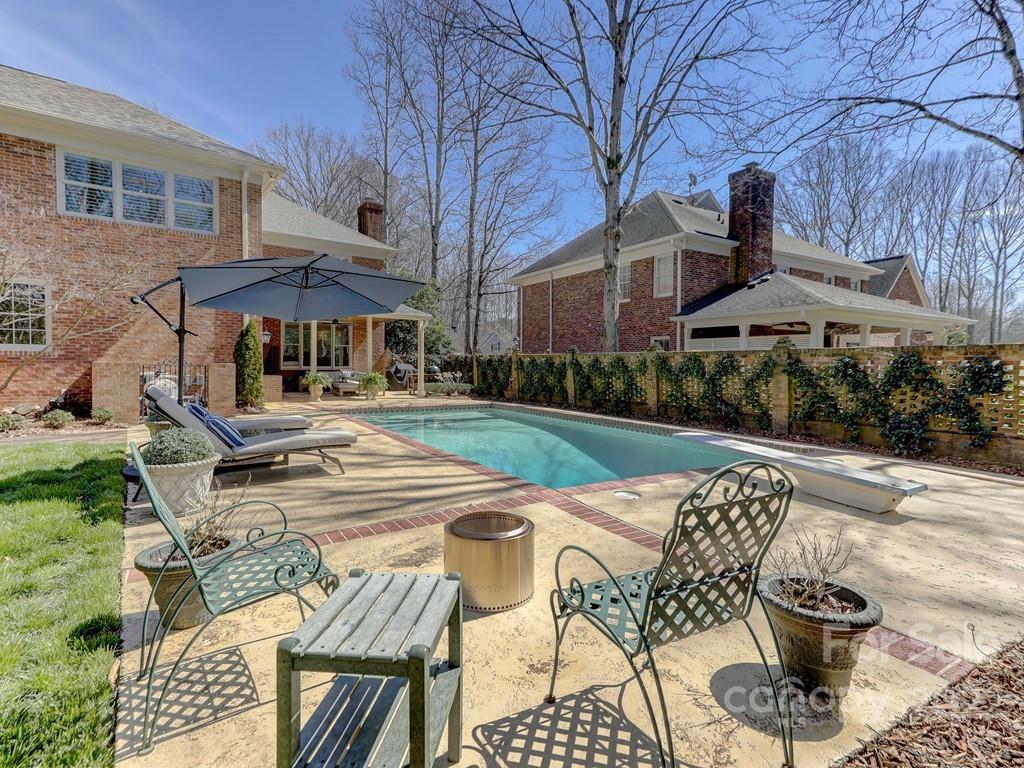 5010 Jarrell Court Charlotte NC 28211