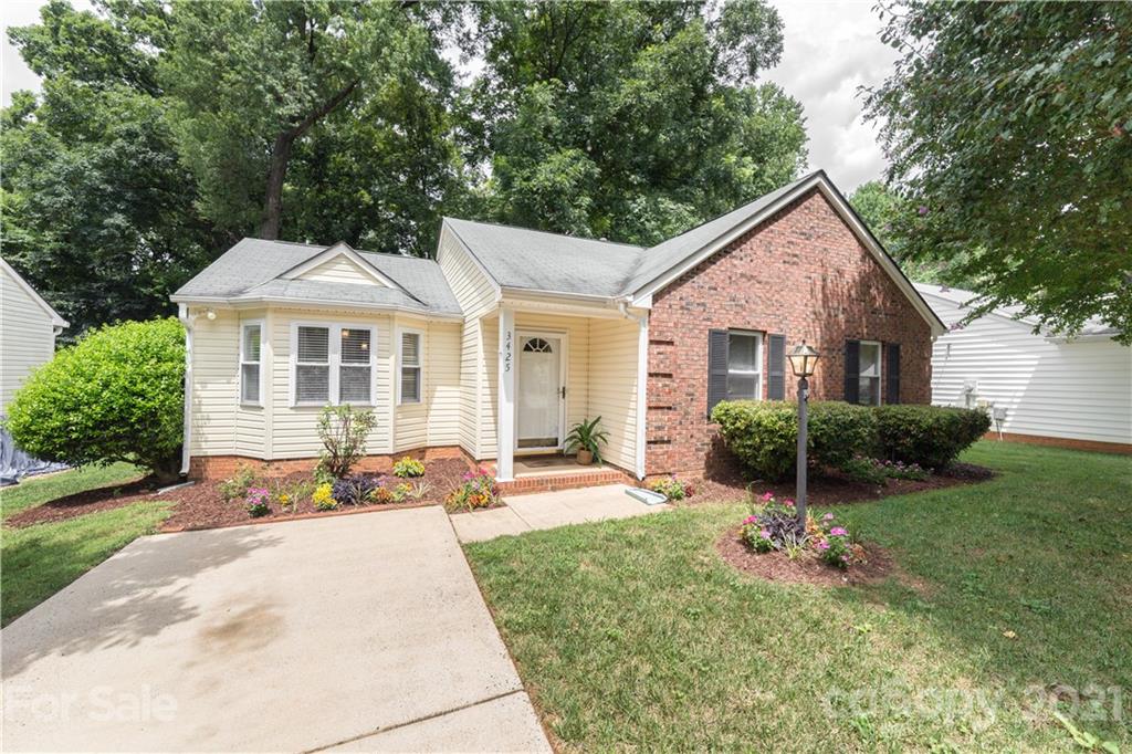 3425 Covington Oaks Drive Charlotte NC 28205