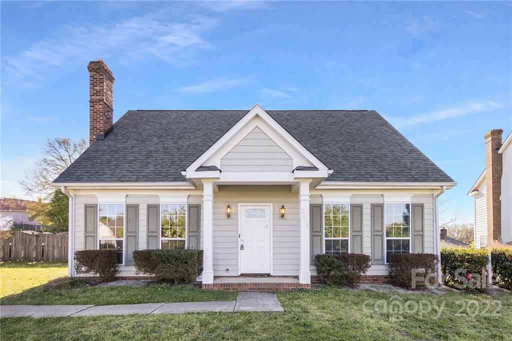 7111 Midlothian Court Charlotte NC 28217